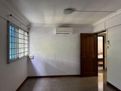 Blk 211 Serangoon Avenue 4 (Serangoon), HDB 4 Rooms #557554931